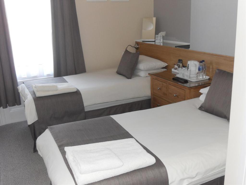 Powys Lodge Scarborough Eksteriør billede