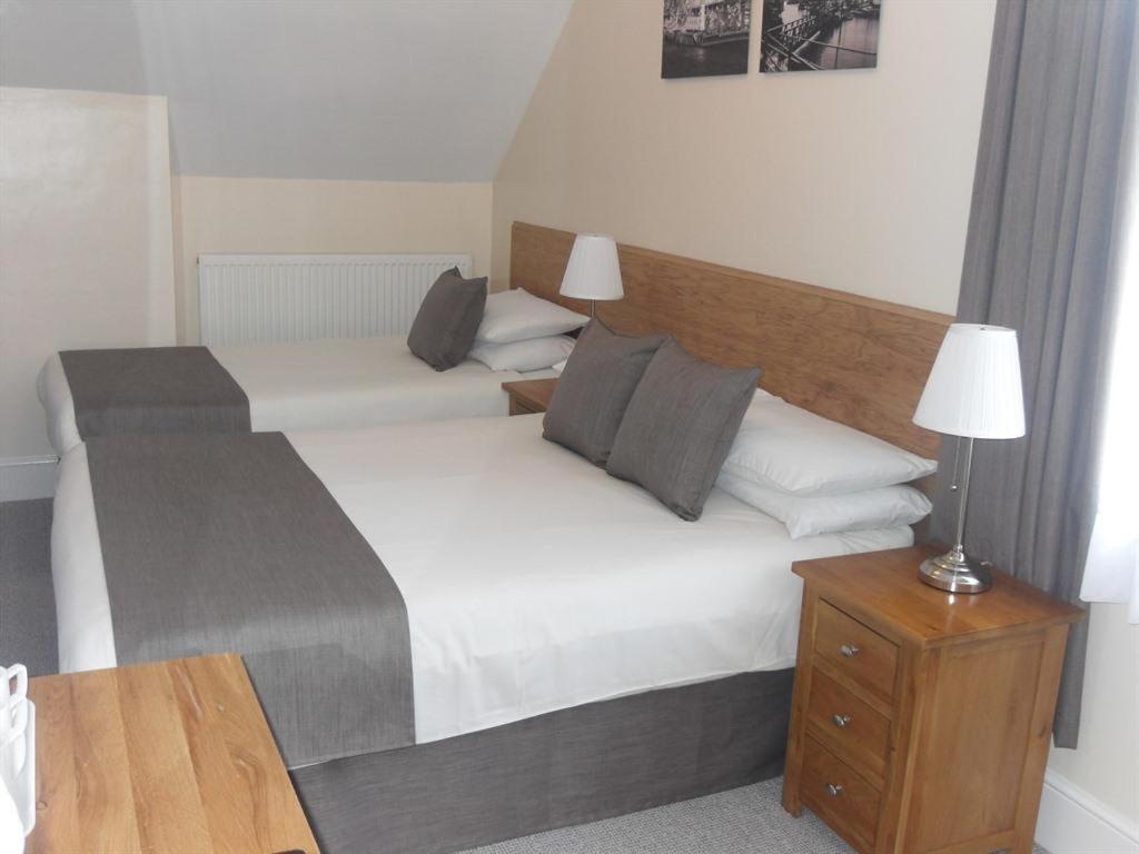 Powys Lodge Scarborough Eksteriør billede